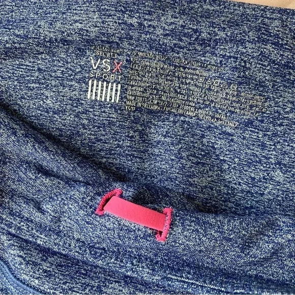 3/$39 Victoria’s secret VSX Sport leggings XS - Picture 2 of 4
